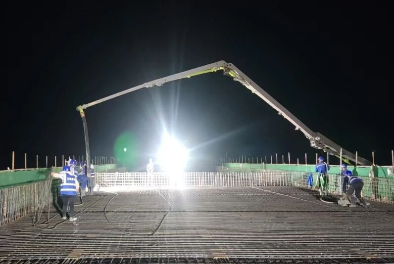 1760946068112041.jpg 2d5235981f9e0c4fc5980ebc62f990d5.jpg